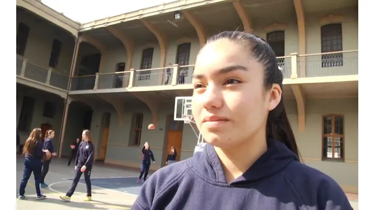 Javiera Campos sueña con jugar el Mundial ISF de básquetbol 3×3 en India.