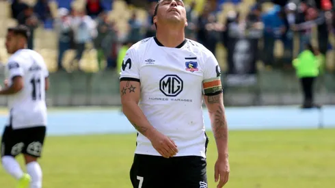 Esteban Paredes en contra de Blanco y Negro