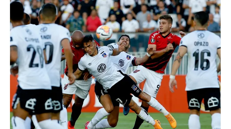 Colo Colo propuso una rebaja de sueldos ante la crisis