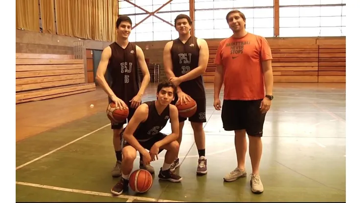 El equipo representativo por Chile en el Mundial Escolar ISF es el colegio Patrocinio de San José.