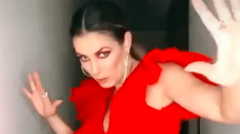 Eugenia Lemos se viste de gala hasta en su casa con la cuarentena