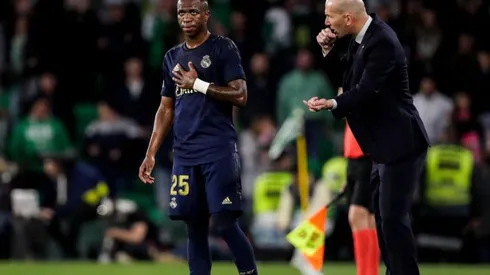 Zidane tiene contrato vigente en Real Madrid