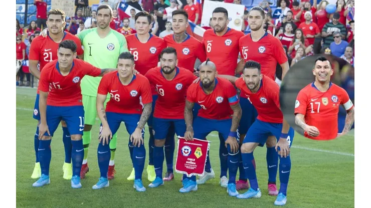 Bravo y la Roja en el amistoso contra Guinea.