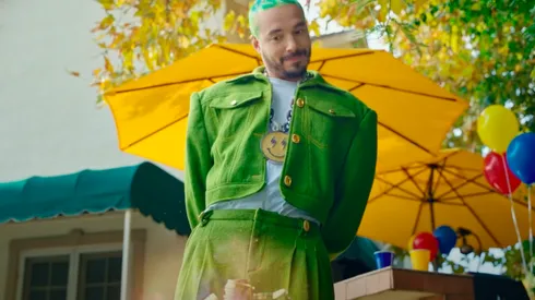 Este es el sexto video que J Balvin saca para las canciones de su disco "Colores".