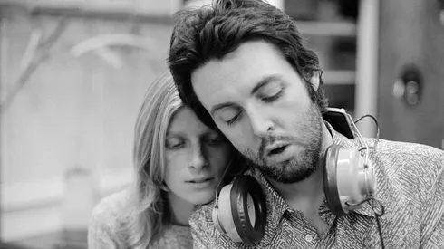 Paul McCartney homenajea a su fallecida ex esposa en nuevo video de "Maybe I'm Amazed"