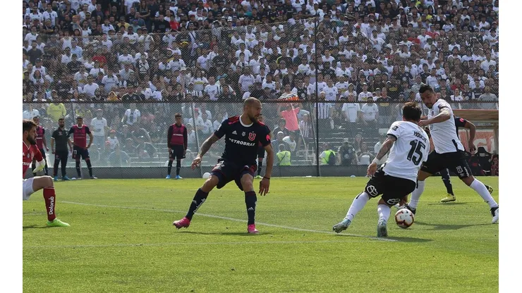 Pablo Mouche asistiendo a Esteban Paredes para el 216