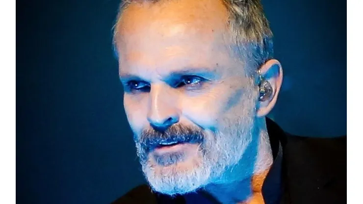 Miguel Bosé expuso un extenso mensaje contra la tecnología inalámbrica.