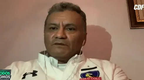 El Diablo Etcheverry con la indumentaria de Colo Colo.