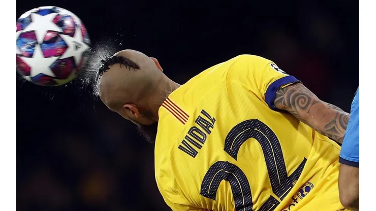 Arturo Vidal es el mediocampista del Barcelona con más goles esta temporada