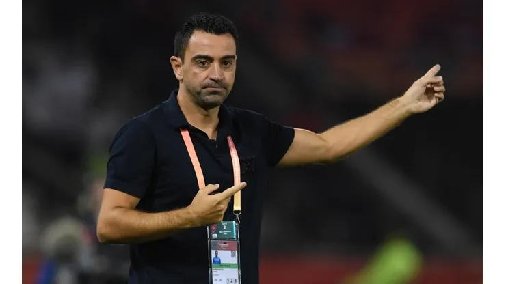 Xavi se postula a la banca del Barcelona