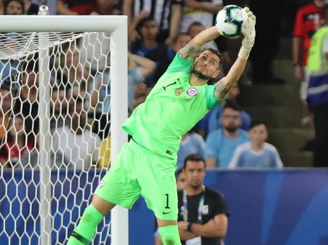 Conmebol destaca a los arqueros de sus selecciones: Arias por Chile