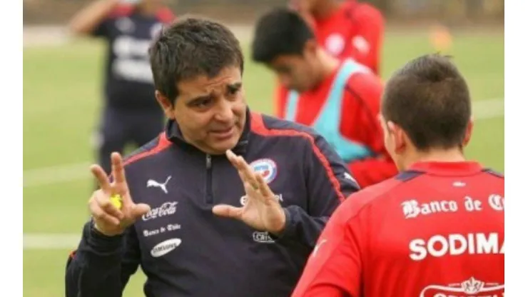 Claudio Vivas en su paso por la Roja sub 20