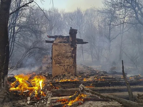 Incendios forestales en Chernóbil se acercan peligrosamente a depósitos de residuos radiactivos