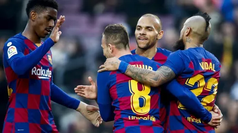 Firpo y Vidal junto al Barça.