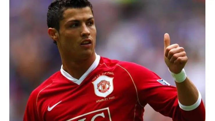 Ronaldo se fue como ídolo de los Diablos Rojos al Real Madrid.