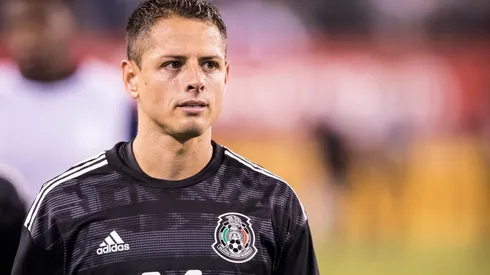 Chicharito explota contra la desigualdad