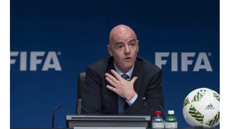 Infantino se refirió a la opción de que vuelva el fútbol.