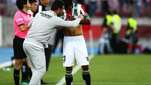César Cortés junto a Pablo Guede enfrentando a la U en el Estadio Nacional