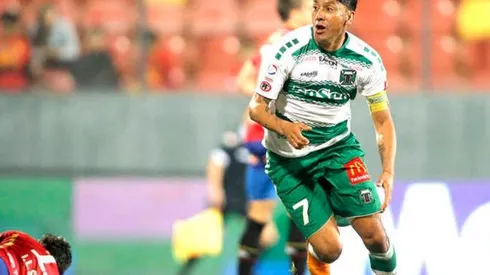 Cristián Canio marcándole un gol a Unión Española