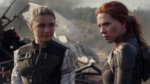 Actriz de "Black Widow" frena críticas por tener pareja 20 años mayor