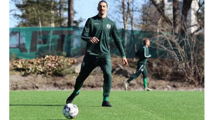 Zlatan entrenando en Suecia