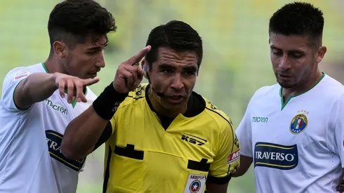 Las reglas del fútbol debieron adecuarse a la implementación del VAR