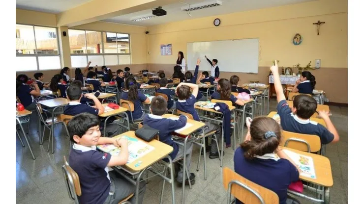Un grupo de 61 alcaldes firmaron una carta dirigida al Mineduc y al presidente Sebastián Piñera.