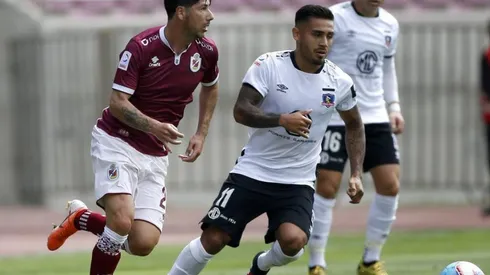 Pajarito Valdés enfrentando a Colo Colo