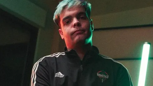 Force ficha por Team Heretics