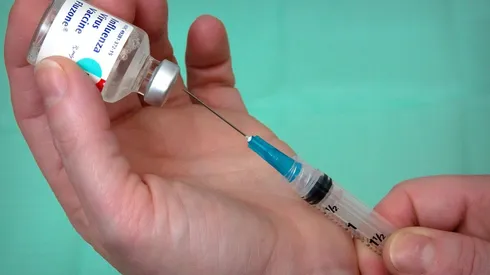 Encontrar una vacuna para el coronavirus no es una tarea fácil.