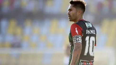 Luis Jiménez con la 10 de Palestino