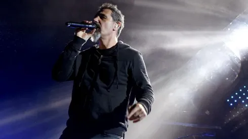 Serj Tarkian rapea en su última colaboración junto a Sebu Simoian (de Capital Cities) y Misho