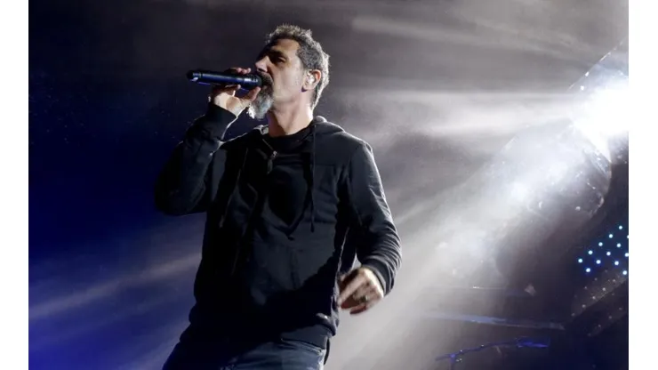 Serj Tarkian rapea en su última colaboración junto a Sebu Simoian (de Capital Cities) y Misho