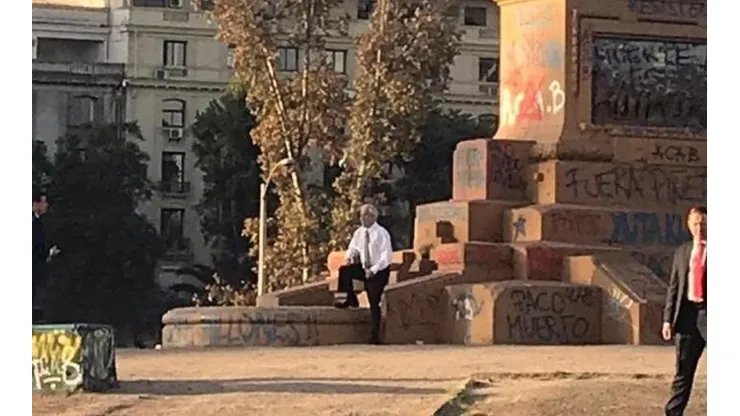 El Presidente Piñera en Plaza Italia.