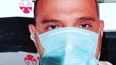 Julián Elfenbein se sometió a un chequeo médico antes del animar el evento.