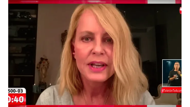 Cecilia Bolocco hizo un contacto en directo desde su casa con el evento benéfico.