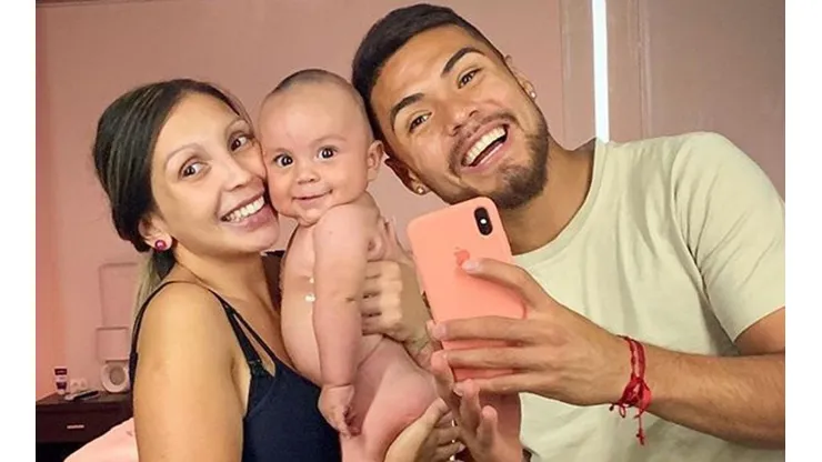 La cuarentena mantiene a Paulo Díaz lejos de sus mayores tesoros.