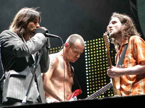Frusciante sorprende y libera nuevo disco como solista bajo el nombre de Trickfinger