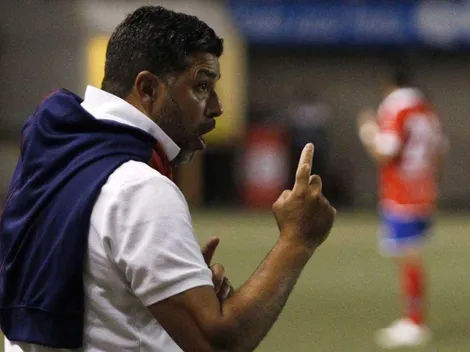 Ex Colo Colo y otrora DT de La Calera acusado de "cobrar para jugar"