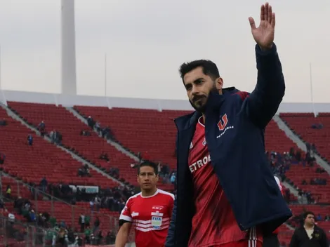 La familia del fútbol y la U abraza a Johnny Herrera en su más triste momento
