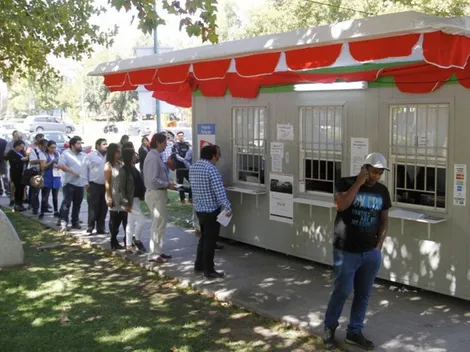 Reportan largas filas en Chile para pago de Permiso de Circulación
