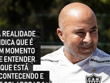 Jorge Sampaoli: "Decidimos bajar nuestro salario"
