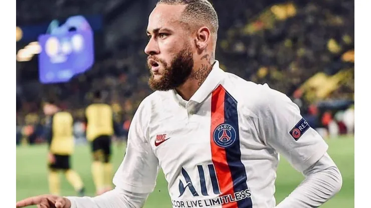 Neymar aclara las fotos junto a sus amigos en plena cuarentena.