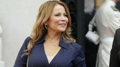 La alcaldesa ha sumado críticas por no respetar los canales informativos.