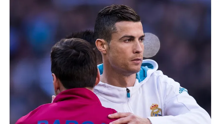 Carragher defendió a Messi
