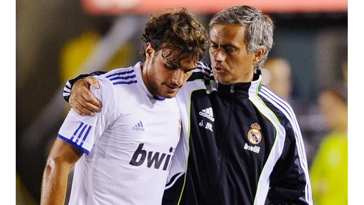 Pedro León y Mou.