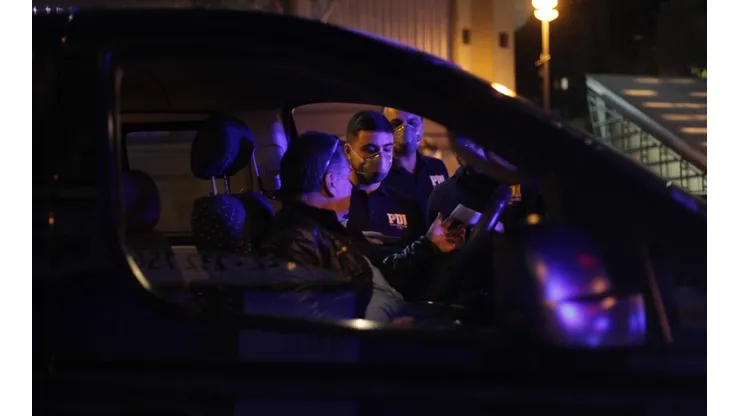 El hombre mintió para violar el toque de queda.