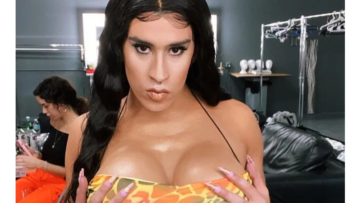 Bad Bunny se transforma para "Yo perreo sola"