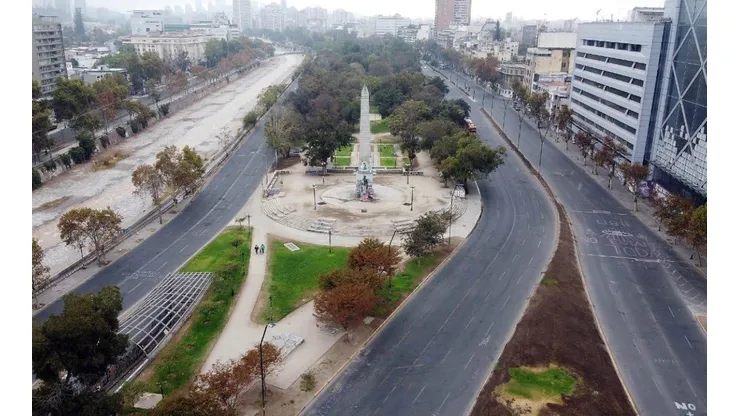 Siete comunas de Santiago viven su primer día de cuarentena total