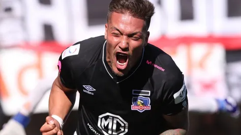 Agente de Parraguez habló de la posible salida del jugador a Perú.